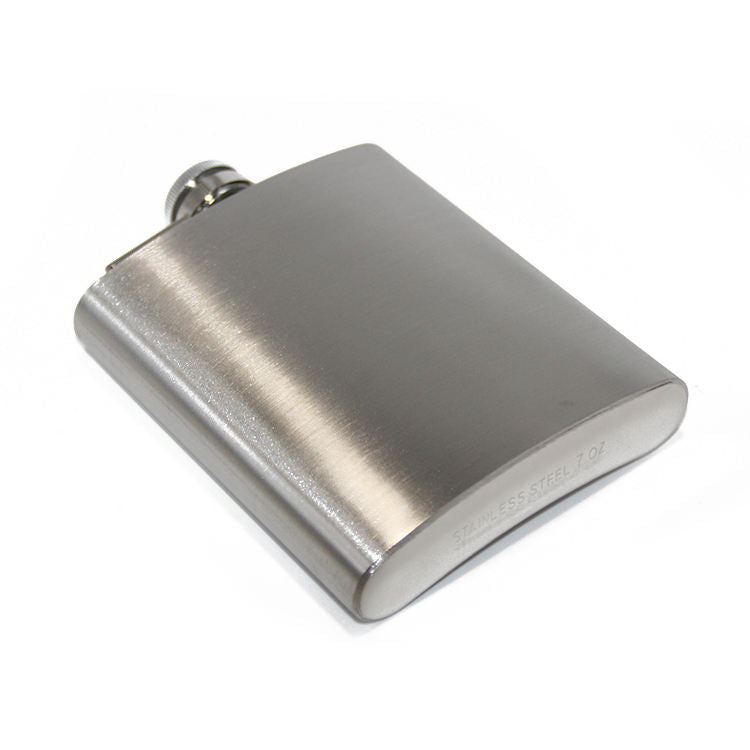 Flachmann mit Gravur, Material Edelstahl, 200ml liegende Ansicht. Personalisierung durch Gravur