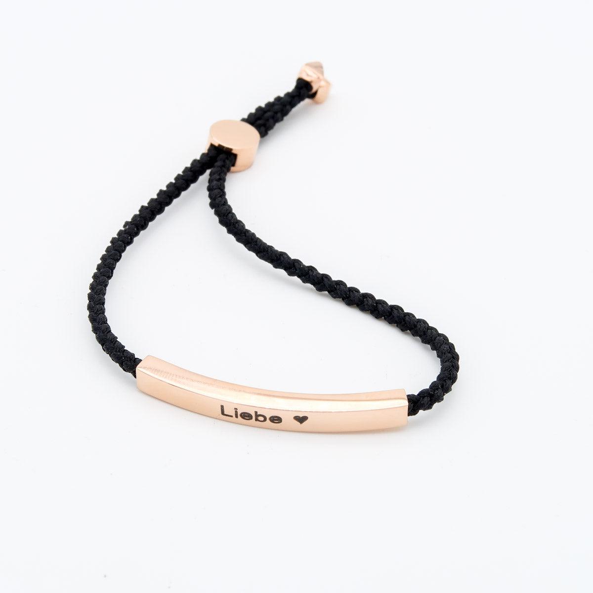 Süßes Armband aus feinem Seil mit Rosé Gravurschild