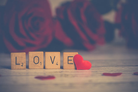 Finde das perfekte personalisierte Geschenk zum Valentinstag: Der ultimative Guide
