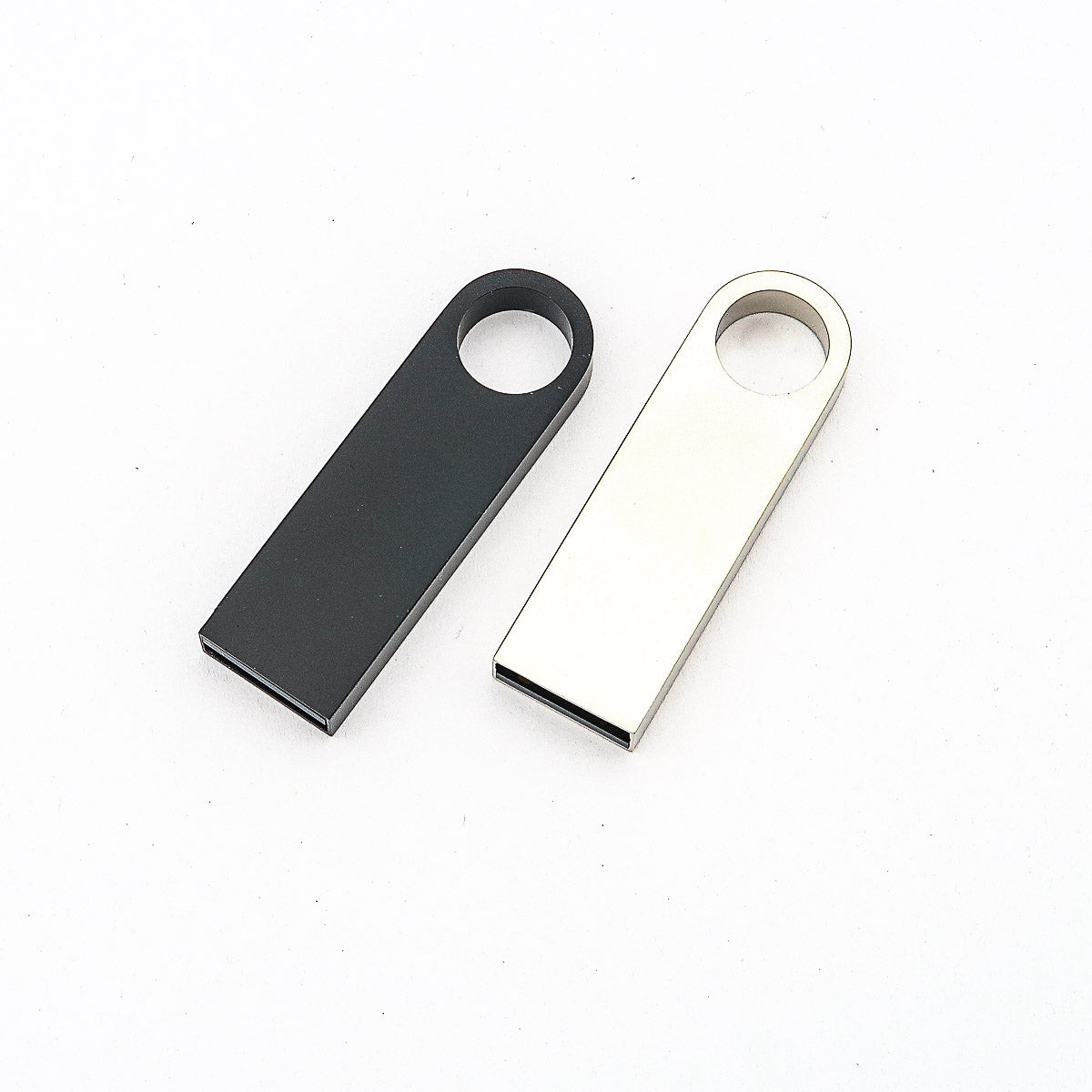 Stick USB personnalisé avec la gravure du nom ou du logo